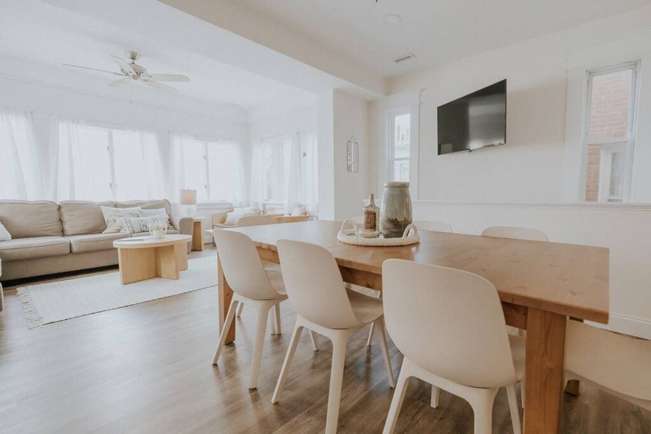 3 S Surrey Ave #1309004P - Photo 2 of 30