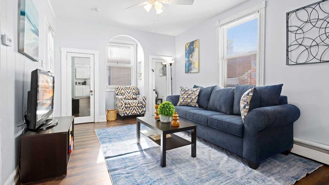 206 N Dorset Ave #1309019P - Photo 2 of 18