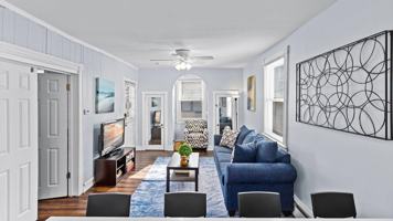 featured image of 206 N Dorset Ave