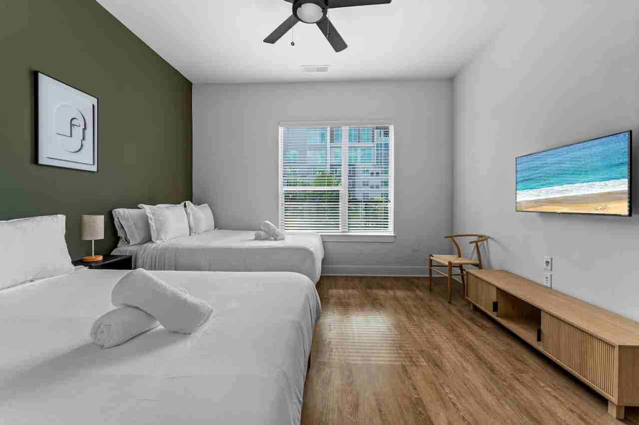 3302 W Gray St #1312507P - Photo 3 of 27