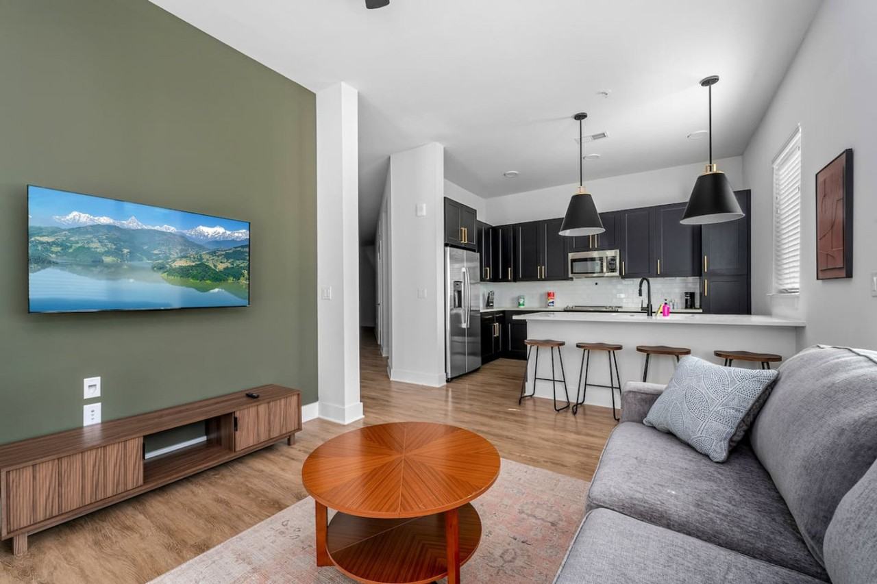 3302 W Gray St #1312507P - Photo 7 of 27