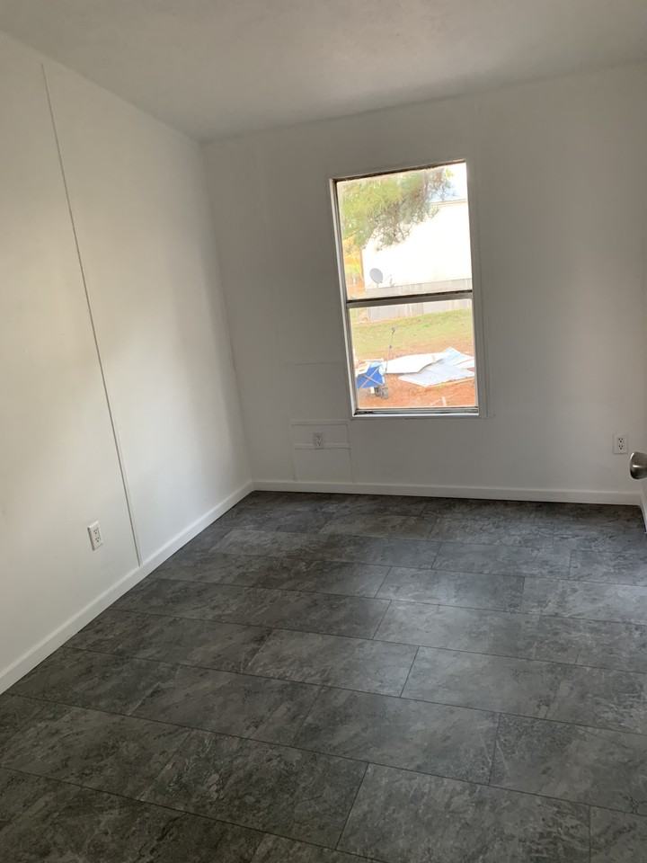 121 Private Road 6103 - Photo 6 of 8