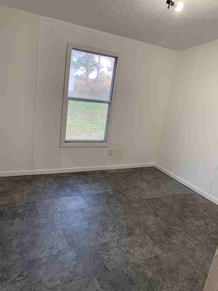 121 Private Road 6103 - Photo 7 of 8