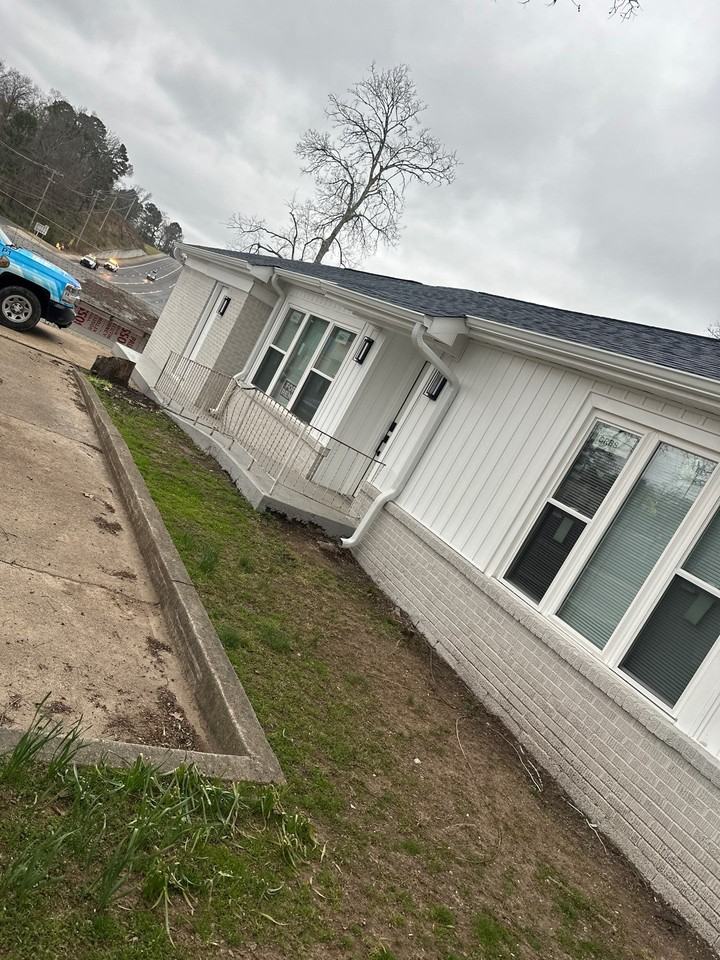 816 Higdon Ferry Rd - Photo 5 of 6