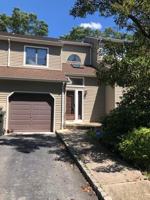 featured image of 31 Oak Mews Ct