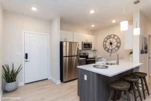 featured image of 100 Lexington St