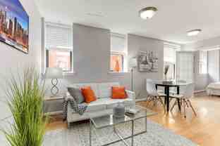 1436 Meridian Pl Nw #304 - Photo 1 of 1