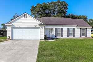 featured image of 2493 Bluffton Dr