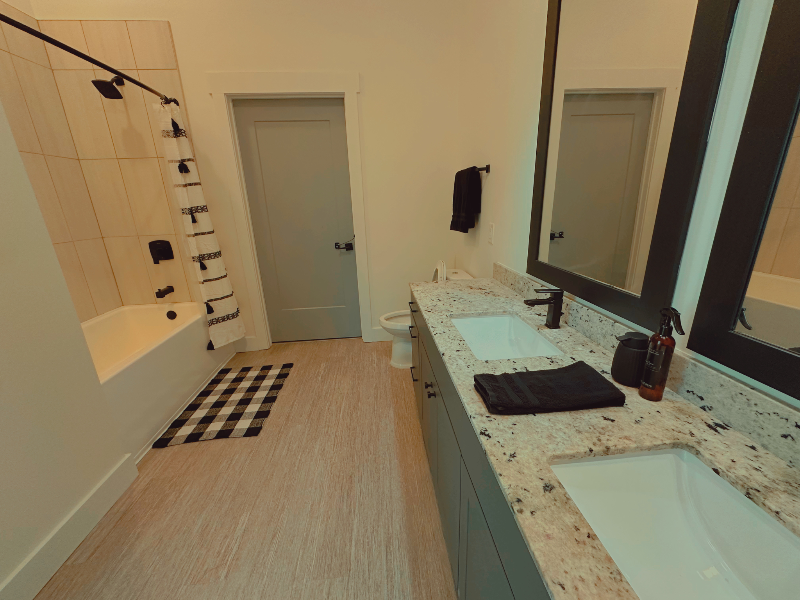 2411 Coronet Way Northwest