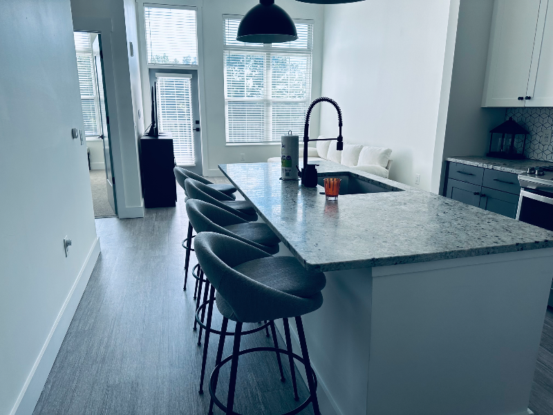 2411 Coronet Way Northwest - Photo 3 of 7