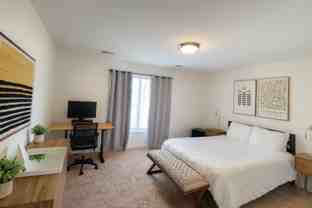 1504 E Henry St - Photo 1 of 1