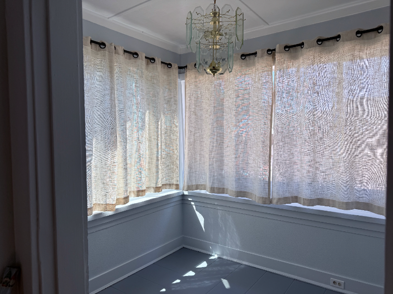 4630 Melrose Ave - Photo 3 of 35