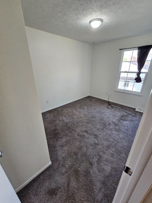 2901 Staten Ave #15 - Photo 3 of 20