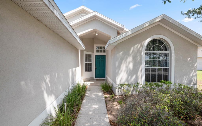 228 Grantham Dr - Photo 2 of 10