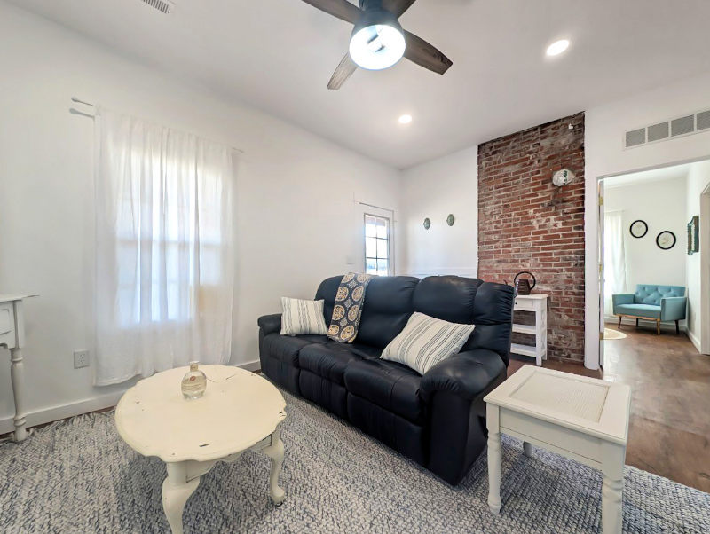 420 Linden Ave - Photo 3 of 20