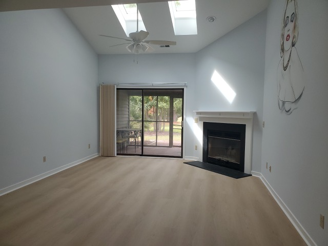 6032 Inland Greens Dr - Photo 2 of 6
