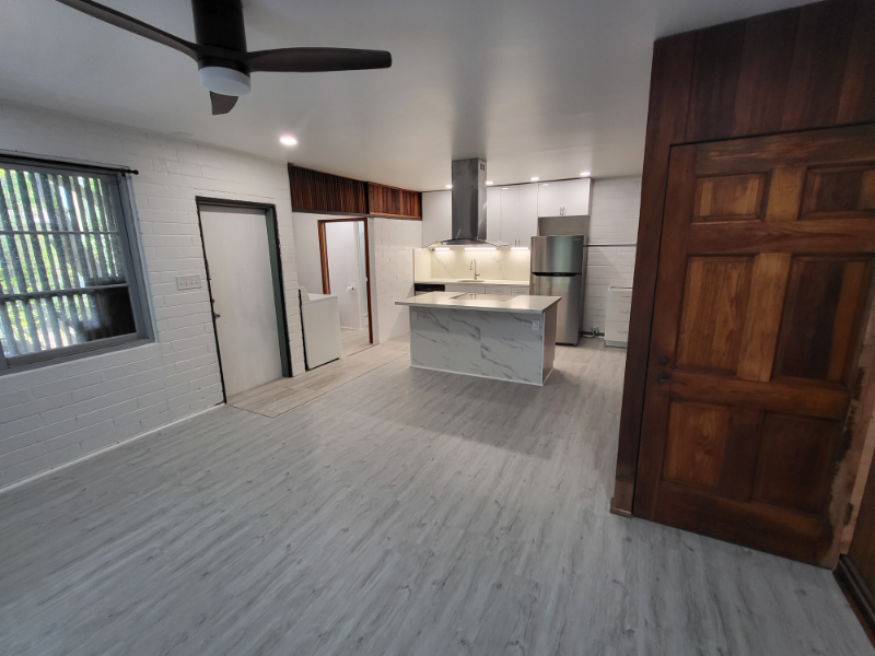 1558 Saint Louis Dr - Photo 3 of 15