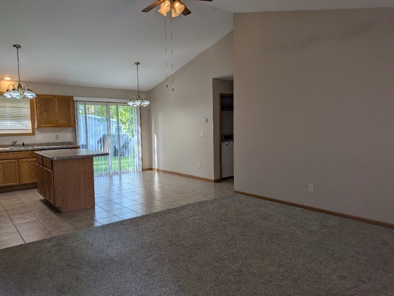 105 W Clark St - Photo 3 of 16