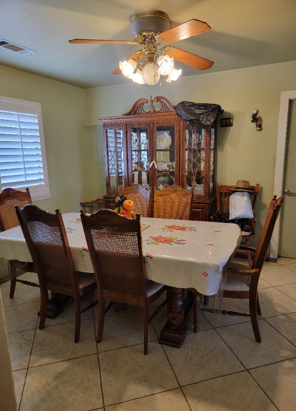 1581 W Cardella Rd - Photo 3 of 4