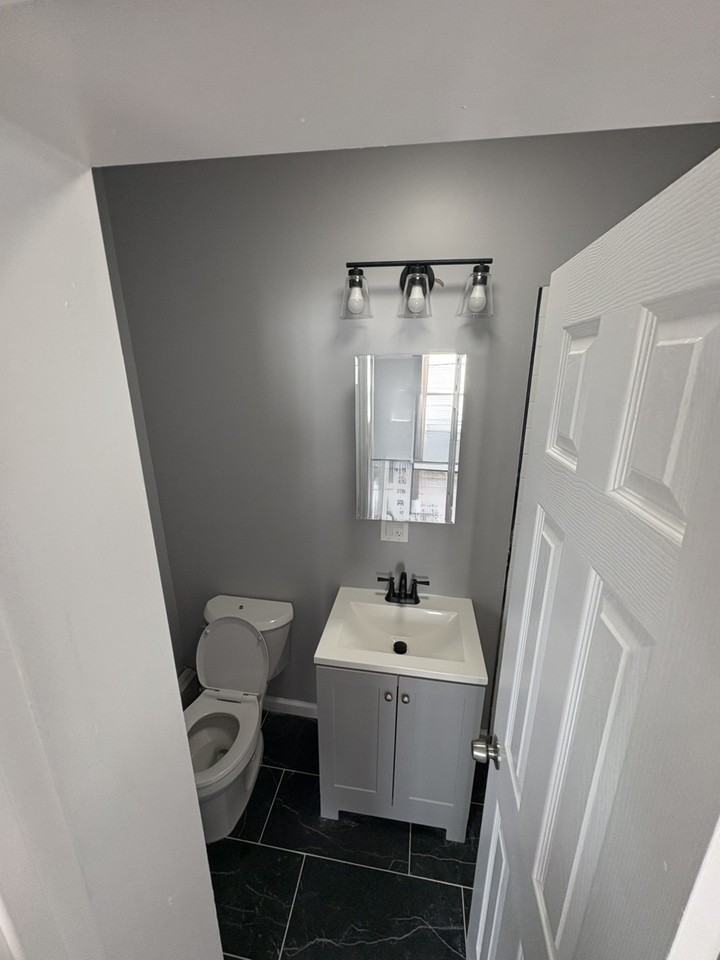 188 Grafton Avenue #3 - Photo 4 of 10