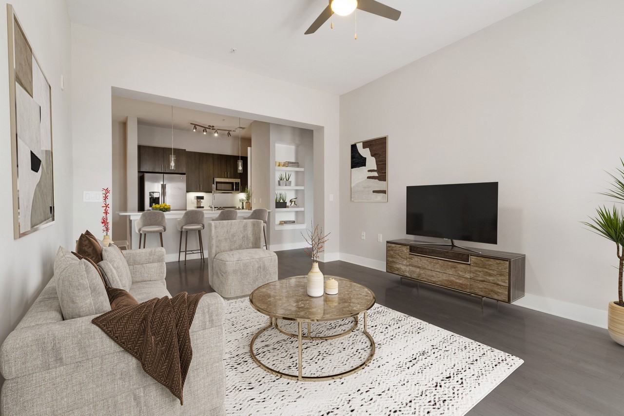 Lantower Bullhouse - Photo 3 of 50