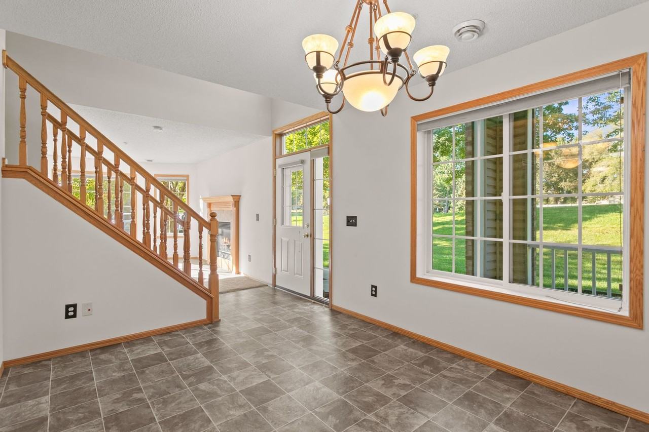 5646 100th Ln N - Photo 4 of 20