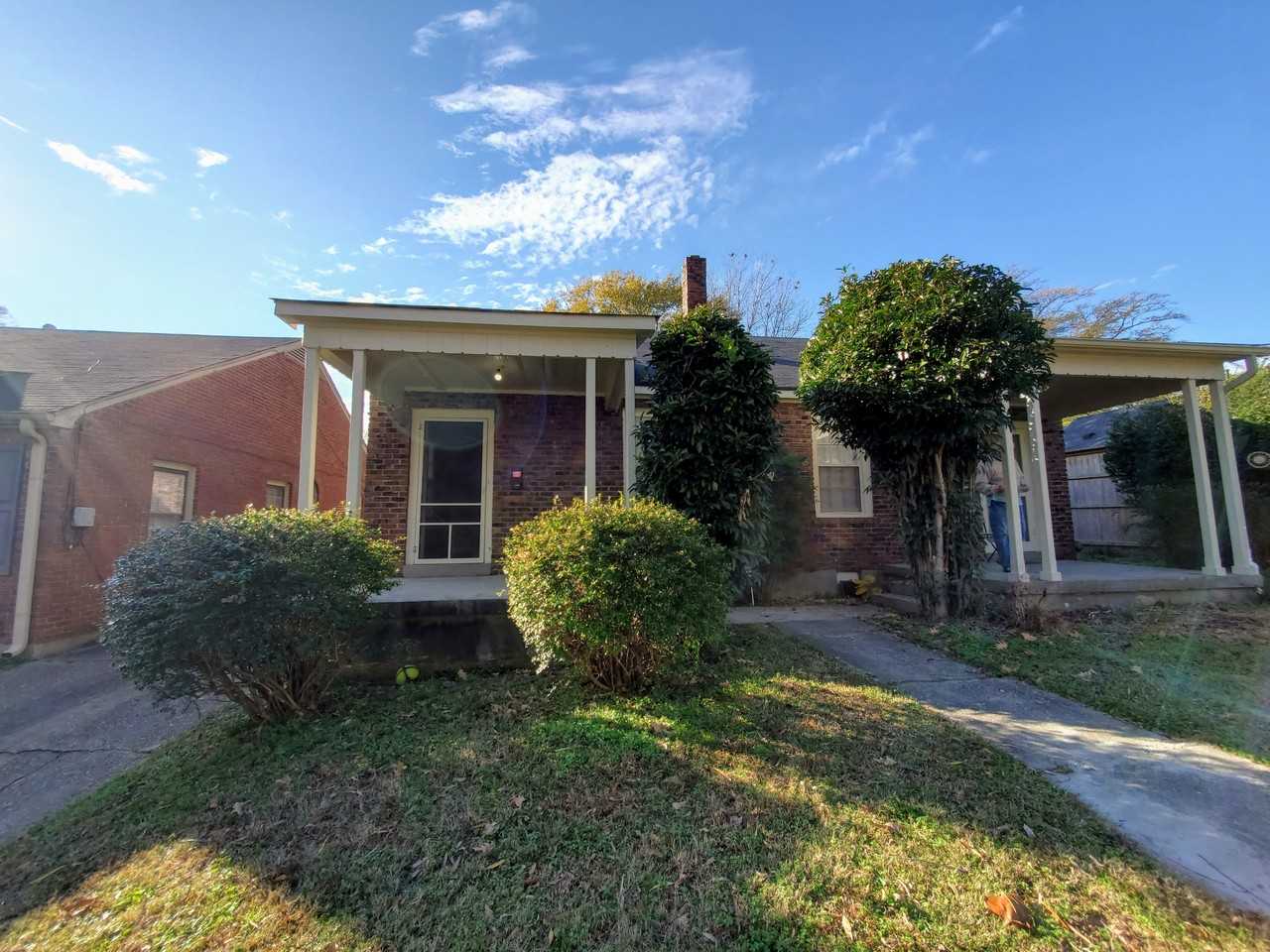 517 S Barksdale St #517 - Photo 2 of 14