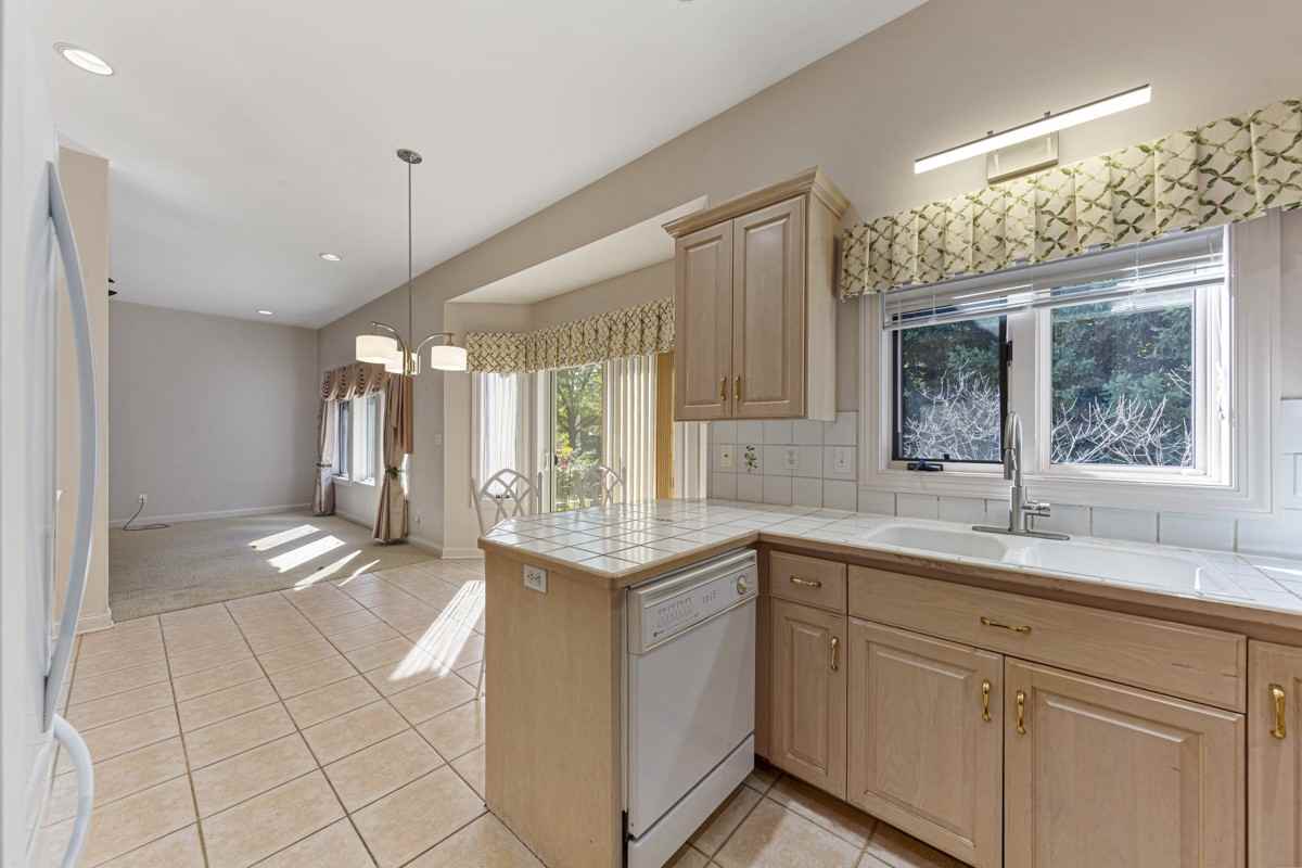 1440 Salem Rd Sw #NA - Photo 3 of 32