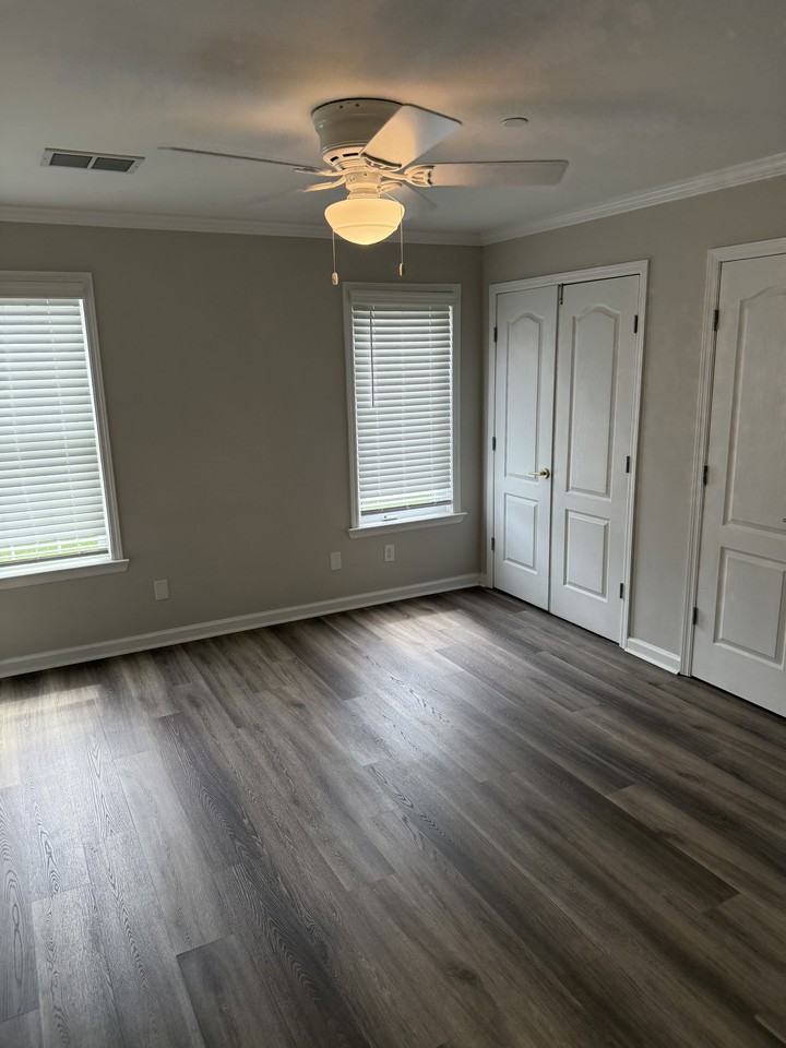 102 Pine St #110PINEST - Photo 3 of 12