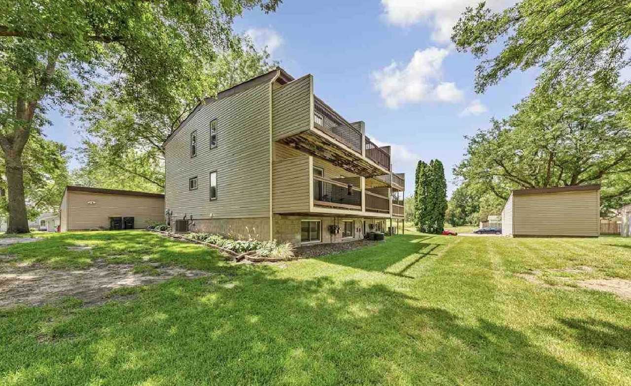 1686 La Mar Drive #1686 - Photo 2 of 21