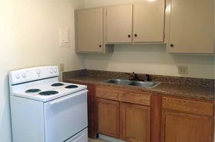 2911 New Walkertown Rd #D - Photo 1 of 1