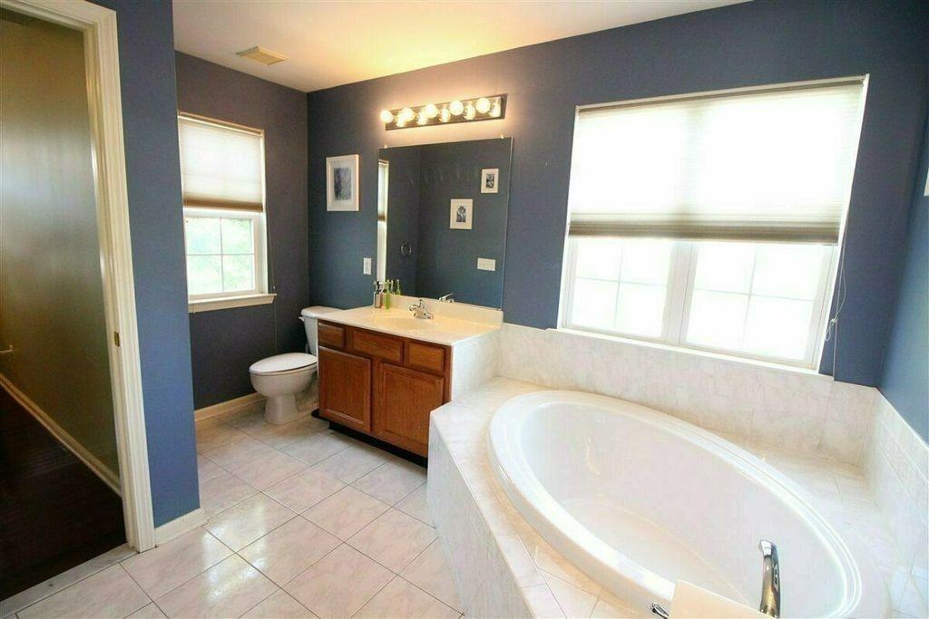 14 Elco Court #14 - Photo 7 of 16