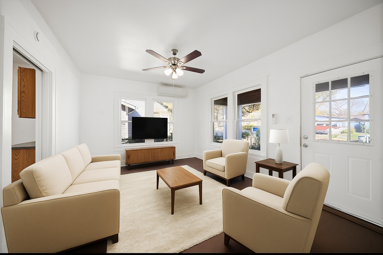 1814 Pasadena #NA - Photo 3 of 10