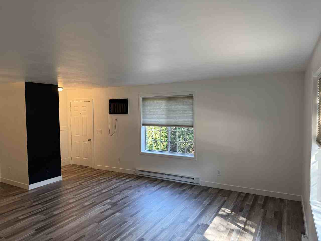 505 Slinger Rd #4 - Photo 6 of 21