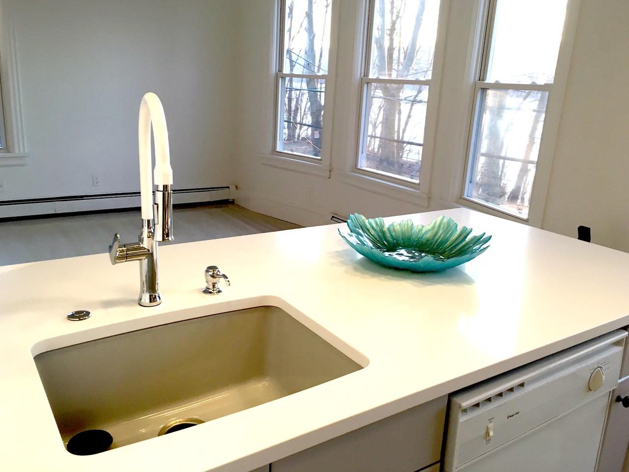 280 Warburton Ave #1 - Photo 3 of 21