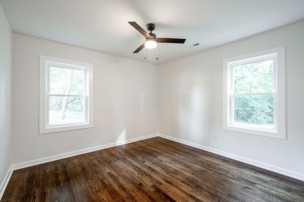 6103 Bermuda Ave - Photo 5 of 18