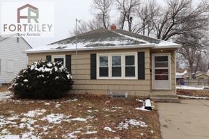 featured image of 530 W Elm St