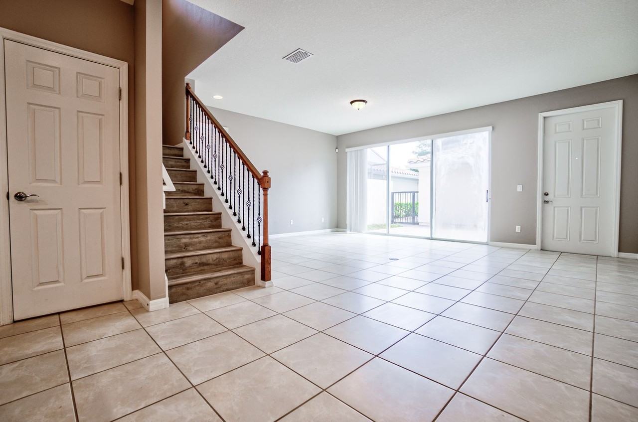 12057 Forsythia Drive - Photo 6 of 47