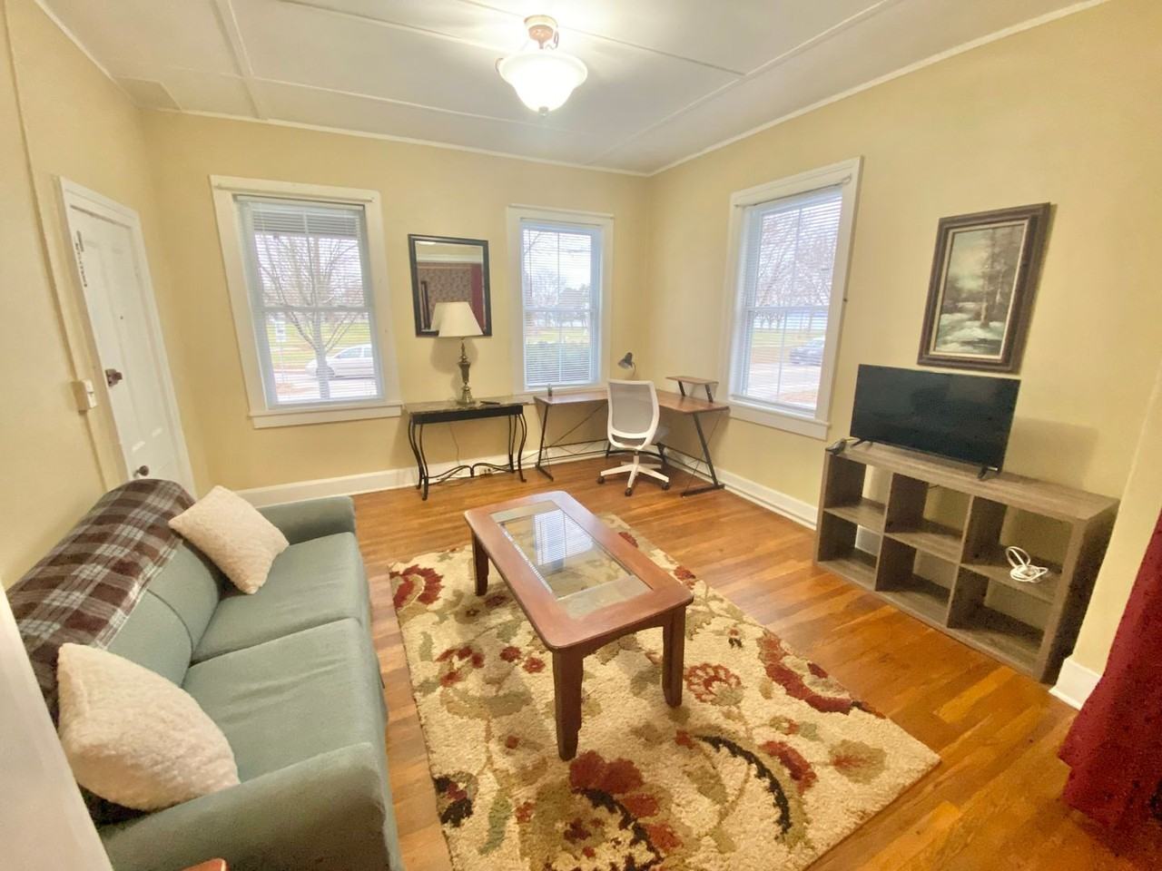 44 Sherman Street - Photo 3 of 15