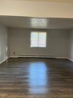 featured image of 1461 Hillcrest Ave