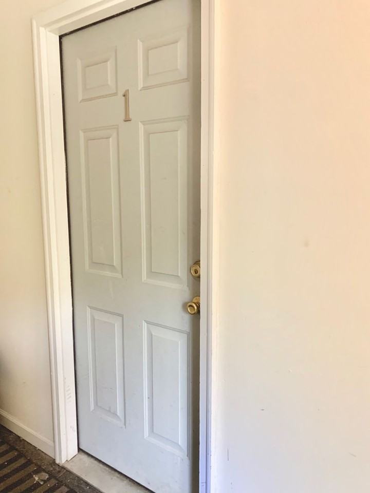 725 S Walnut St #1 - Photo 5 of 12