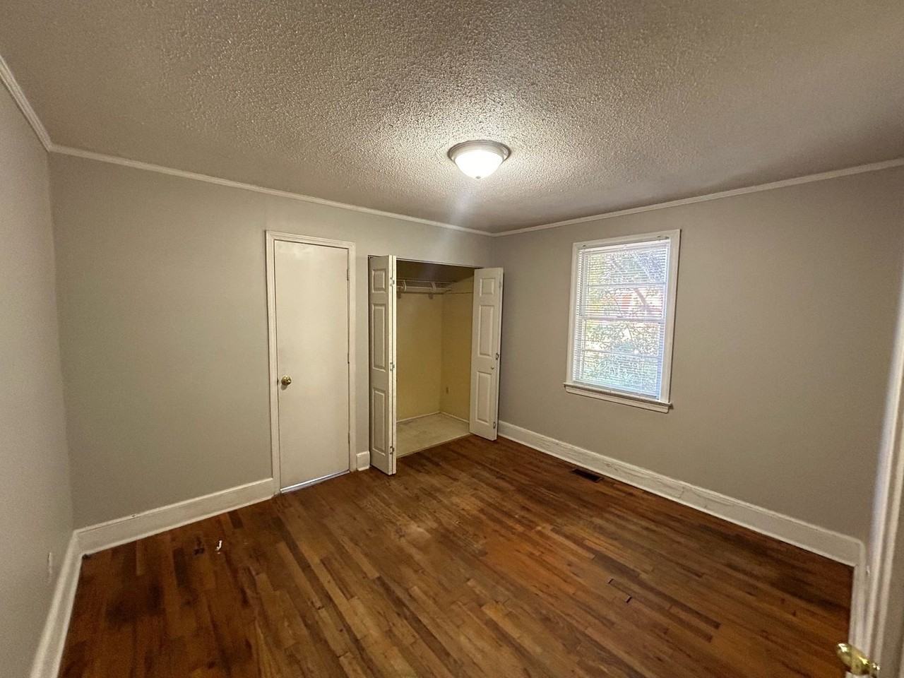 1414 S Kilbourne Rd - Photo 7 of 9