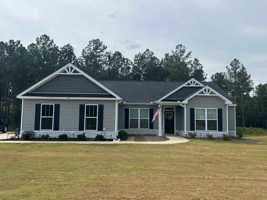 featured image of 137 Willow Oak Cir Ne