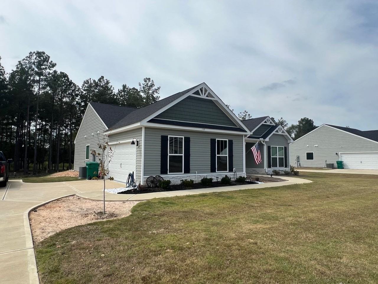137 Willow Oak Cir Ne - Photo 2 of 19