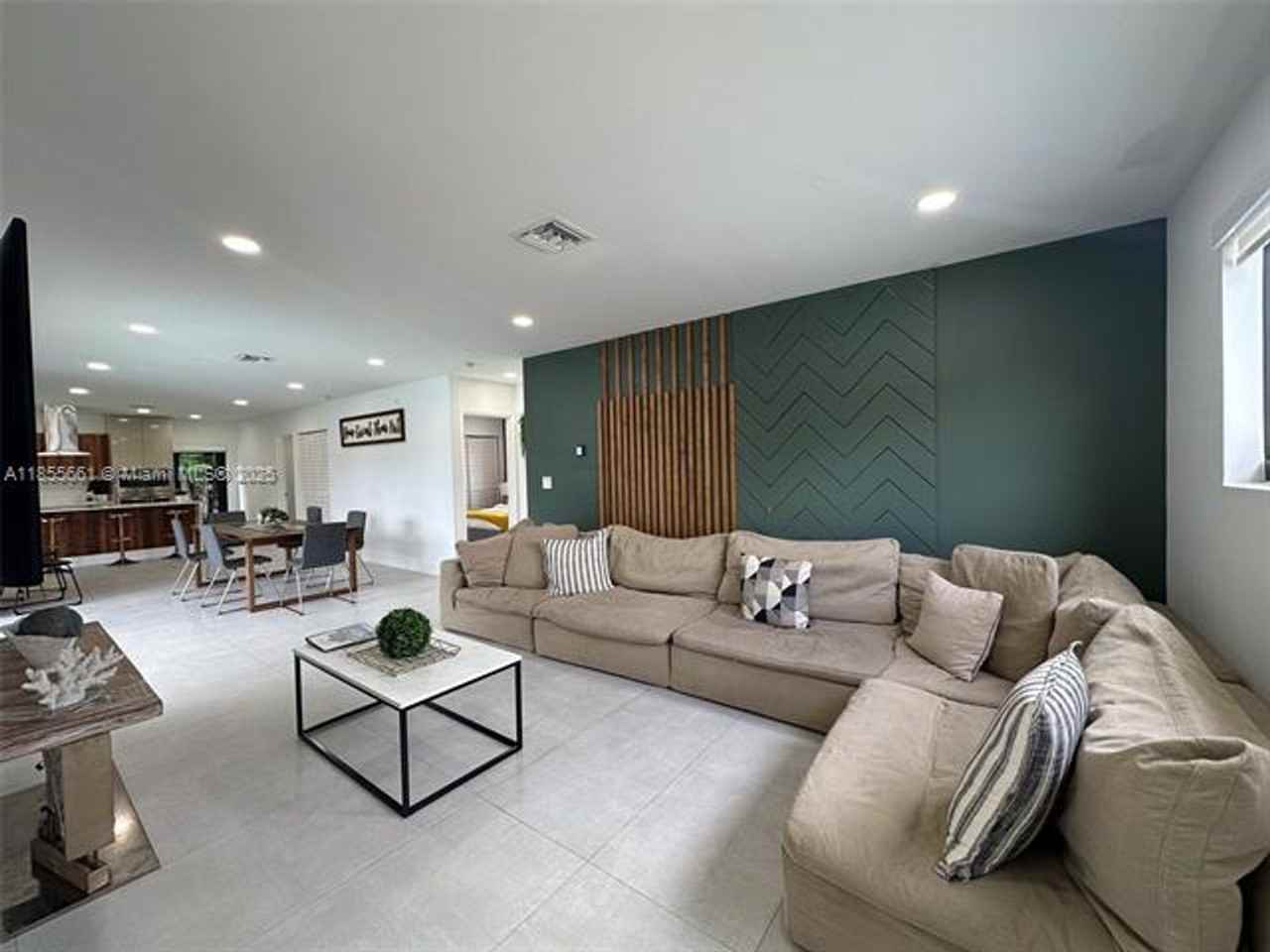 9426 Caribbean Blvd #0 - Photo 4 of 45