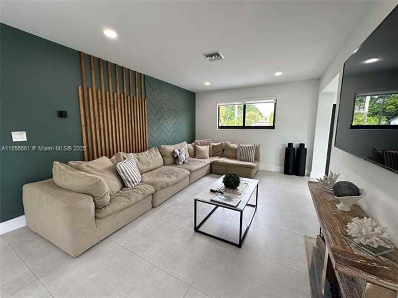 9426 Caribbean Blvd #0 - Photo 5 of 45