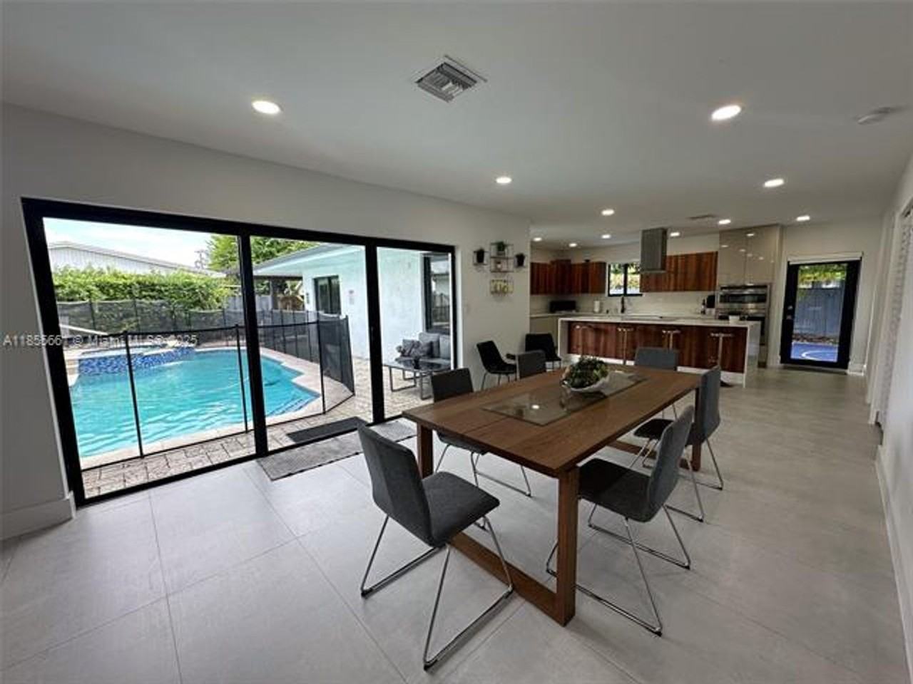 9426 Caribbean Blvd #0 - Photo 6 of 45