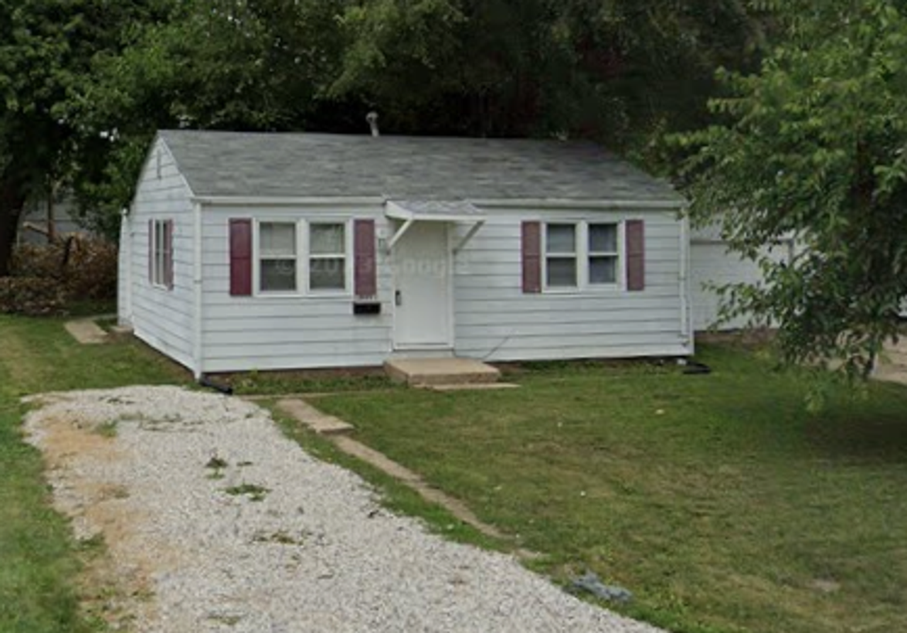 2605 South College Street