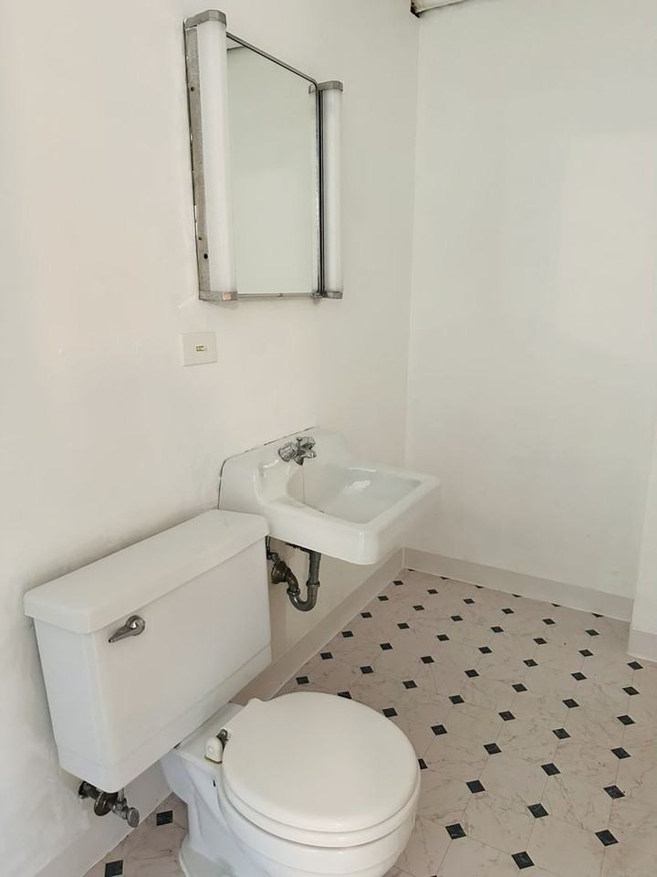 5140 S Dorchester Ave - Photo 2 of 24