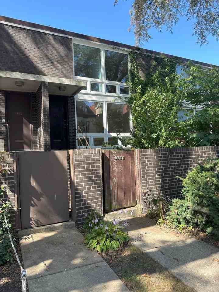 5140 S Dorchester Ave - Photo 4 of 24